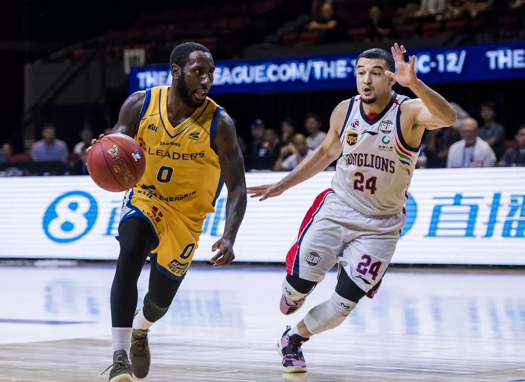 开云体育下载-布里斯托城大胜对手，继续追击领先者(布里斯托尔城对阵北安普顿胜平负预测分析)