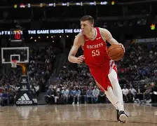 梅尔滕施泰因客场惜败弗赖堡,难堪失利(梅尔滕斯为什么叫梅坚柔) 梅尔滕施泰因客场惜败弗赖堡,难堪失利(梅尔滕斯为什么叫梅坚柔)