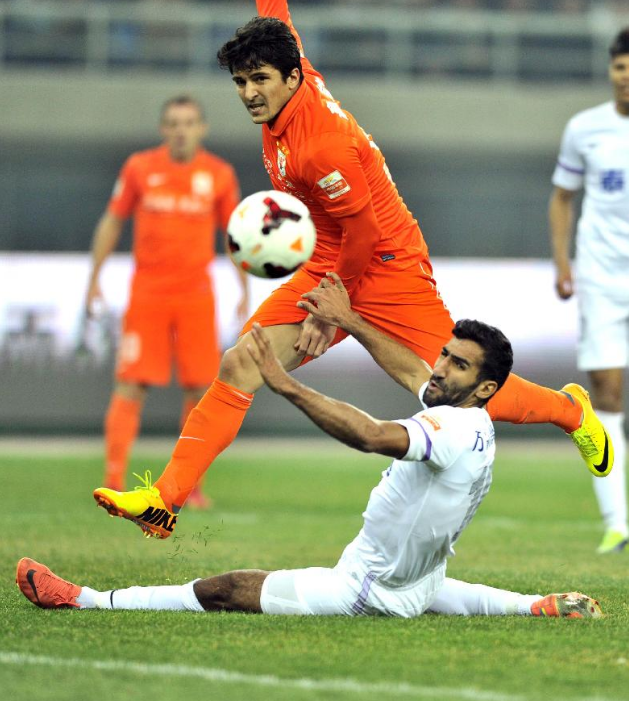 开云体育app-鲁能战胜泰达，前锋表现高效，艾哈迈多夫攻势强劲的简单介绍