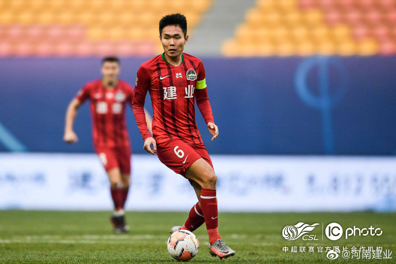 开云体育下载-泰达主场战胜建业，队员们士气高涨信心满满